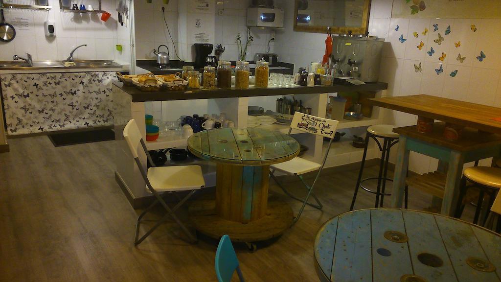 Los Amigos Hostel Madrid Eksteriør bilde